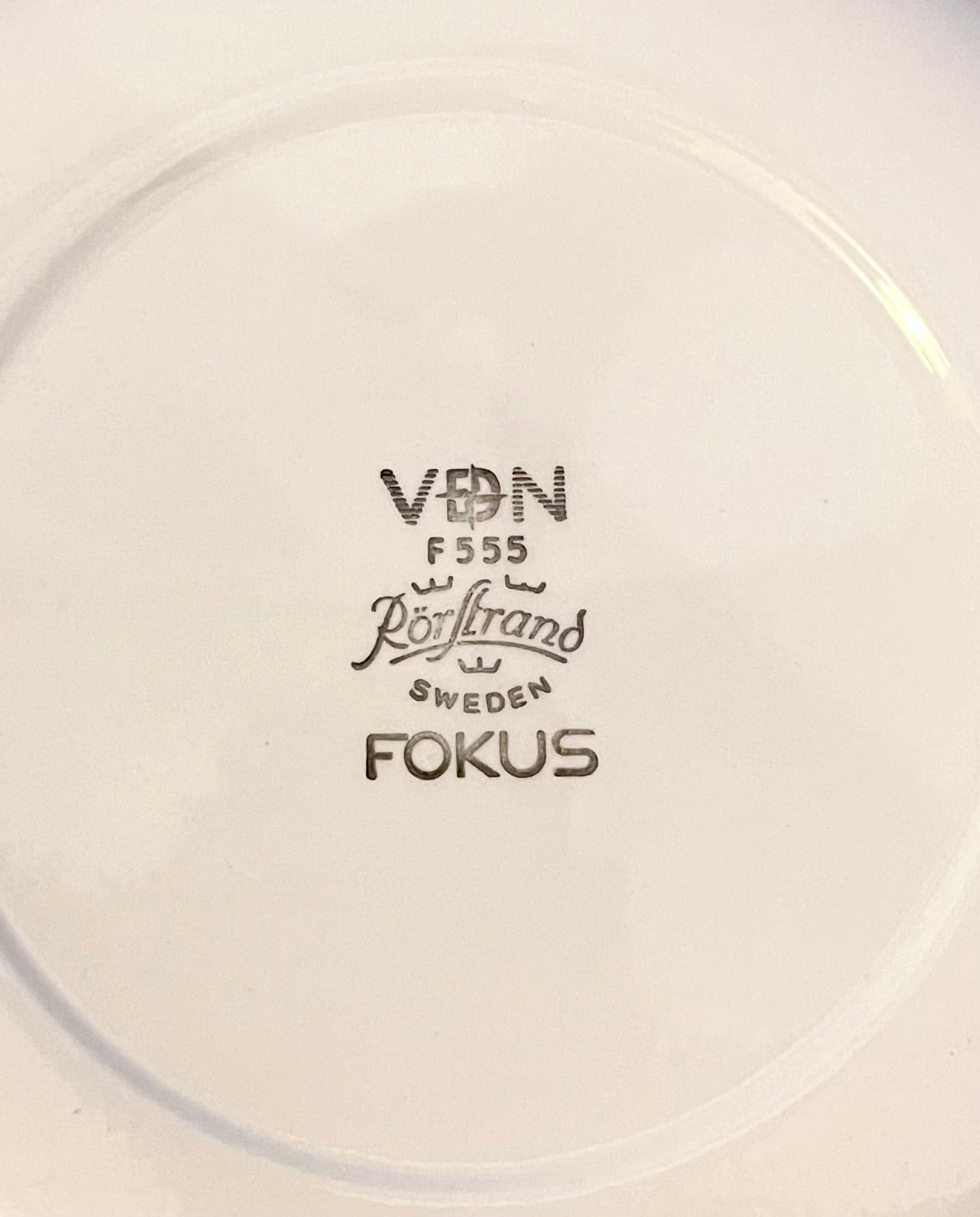 Rorstrand【FOKUS】ケーキプレート 直径18cm ロールストランド