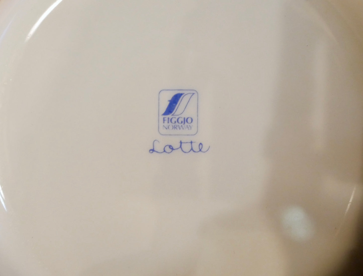 FIGGIJO【Lotte】ボウル 深皿 Turi Gamstad-Oliver フィッギオ ロッテ ヴィンテージ ノルウェー 北欧