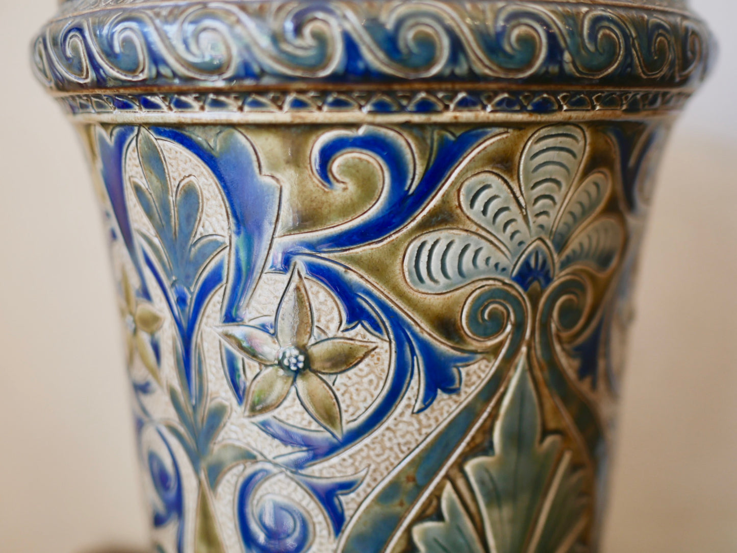 ロイヤルドルトン ROYAL DOULTON フラワーベース ドルトン・ランベス