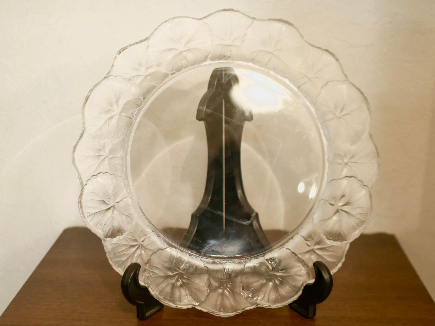 LALIQUE クリスタルプレート オンフルール フロスト加工
