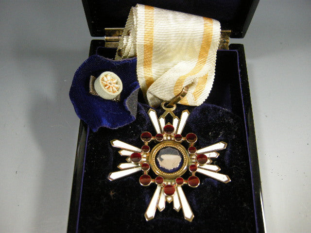 勲章 勲三等瑞宝章 略章・共箱