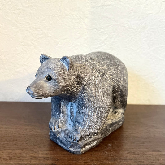 WE A WOLF ORIGINAL【熊】The wolf sculptures イヌイットアート ソープストーン スカルプチャー 石彫 カナダ