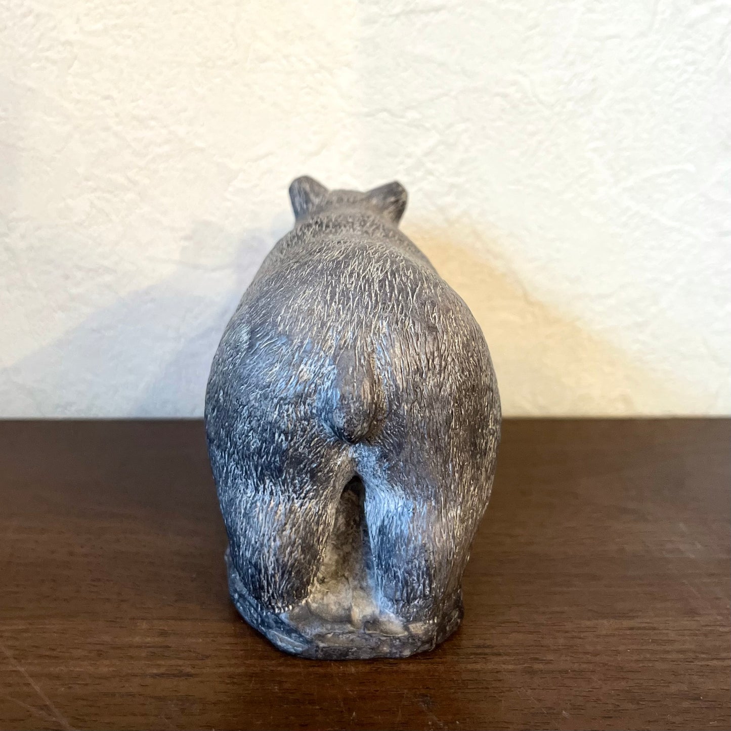 WE A WOLF ORIGINAL【熊】The wolf sculptures イヌイットアート ソープストーン スカルプチャー 石彫 カナダ