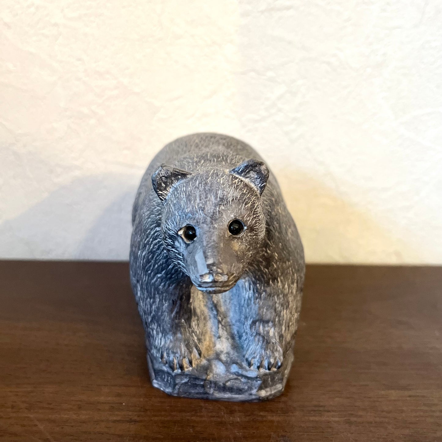 WE A WOLF ORIGINAL【熊】The wolf sculptures イヌイットアート ソープストーン スカルプチャー 石彫 カナダ