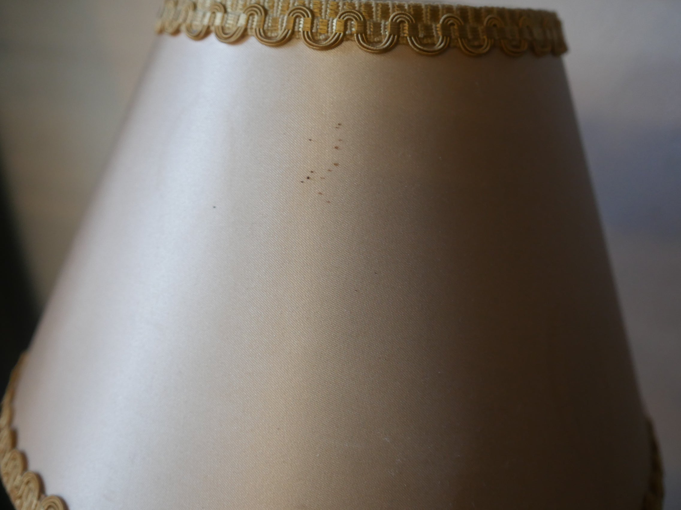 【格安得価】Ｂ１　ルネ・ラリック　LALIQUE　フランス製　鳩　ハト　オブジェ　クリスタルガラス　卓上ランプ　照明　テーブルランプ　高さ約30cm テーブルスタンド