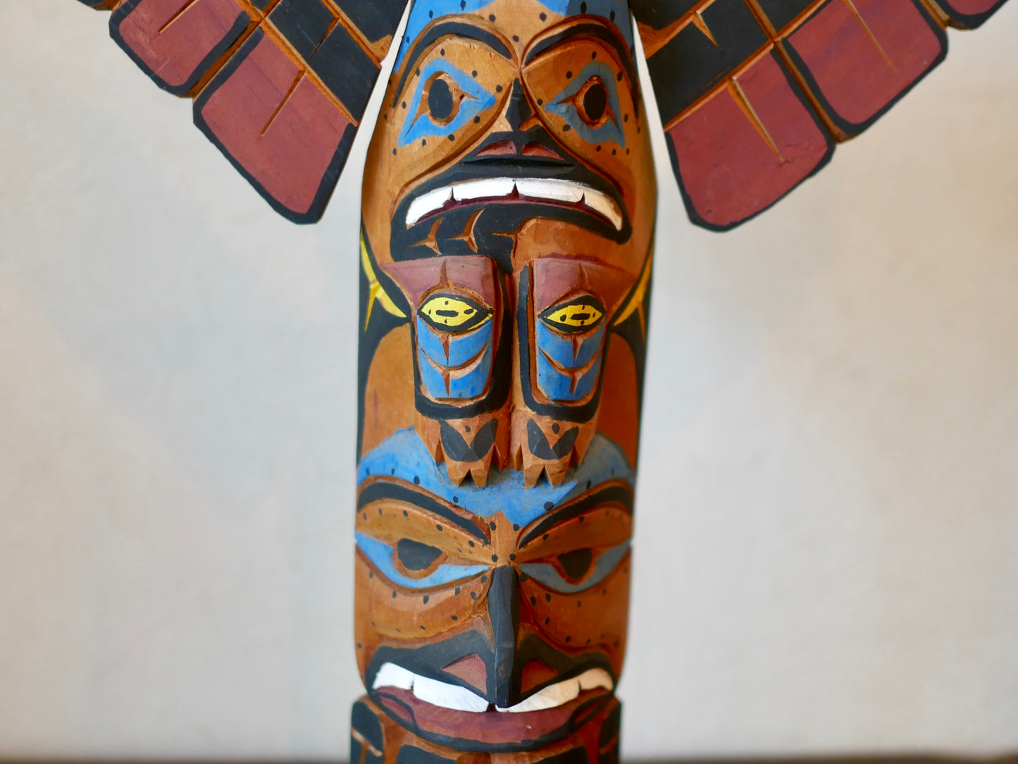 トーテムポール 木彫り 彫刻 Totem Pole