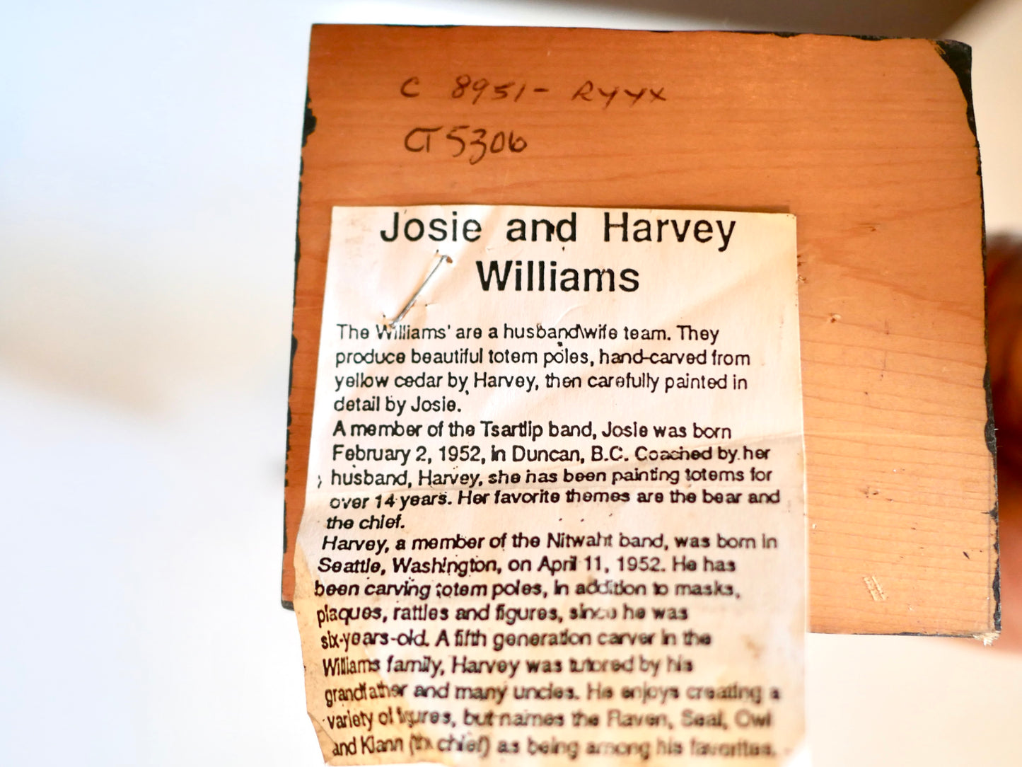 トーテムポール 木彫り 彫刻 Totem Pole