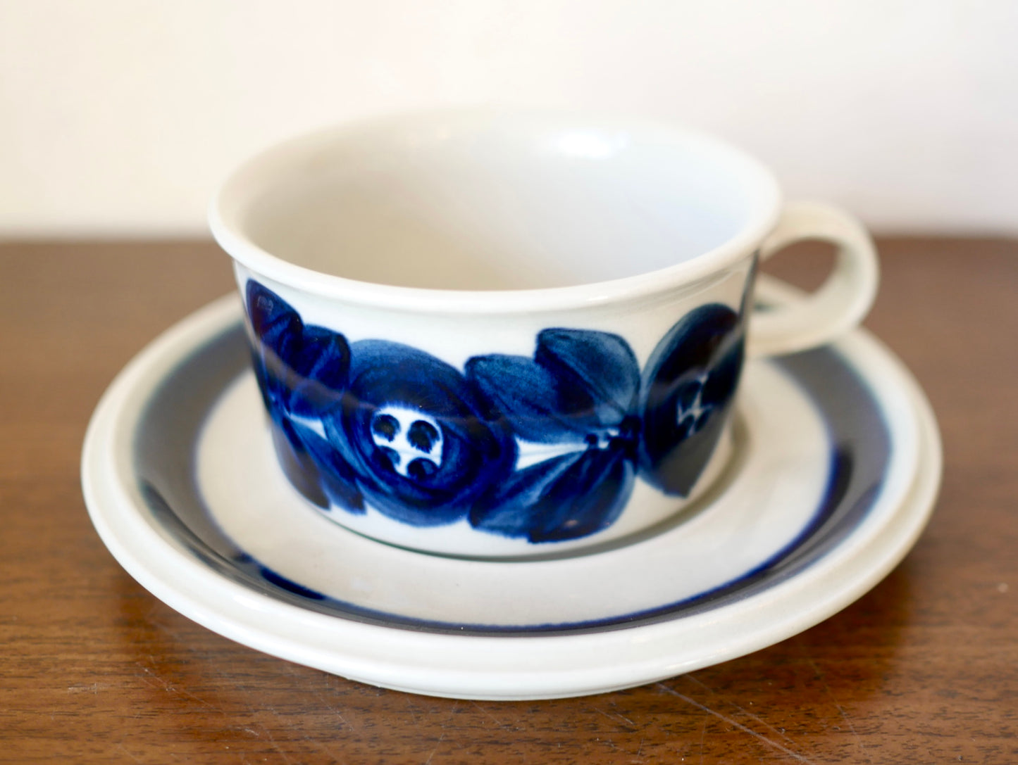 ARABIA【Anemone】カップ＆ソーサー 美品 Vintage