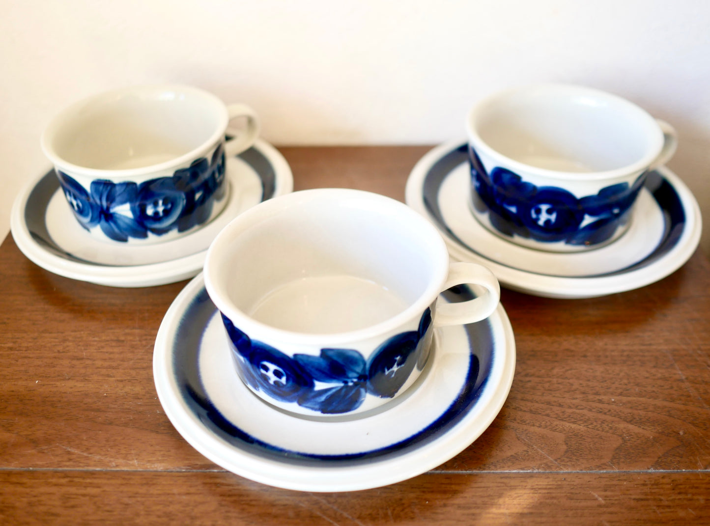 ARABIA【Anemone】カップ＆ソーサー 美品 Vintage