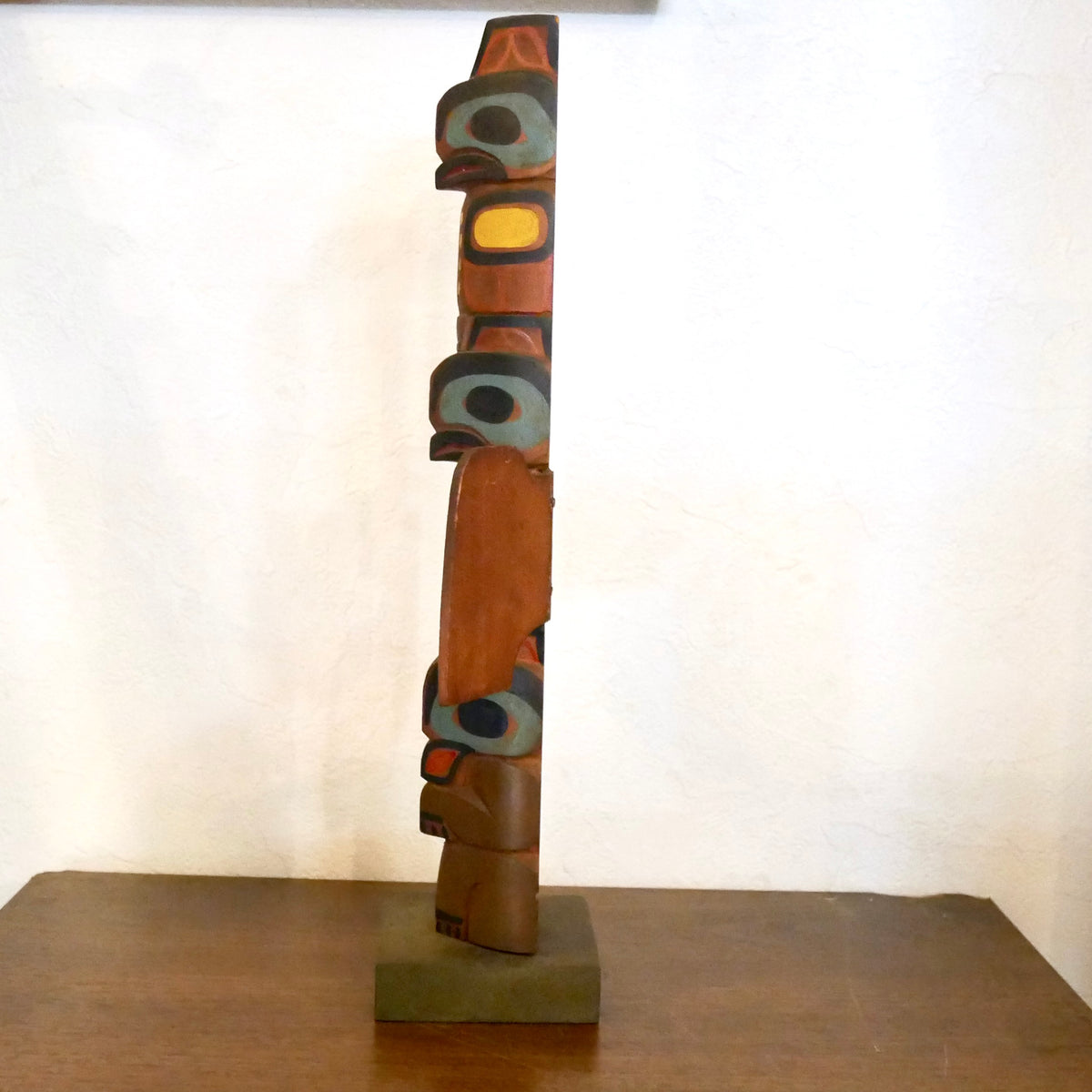トーテムポール 木彫り 彫刻 Totem Pole