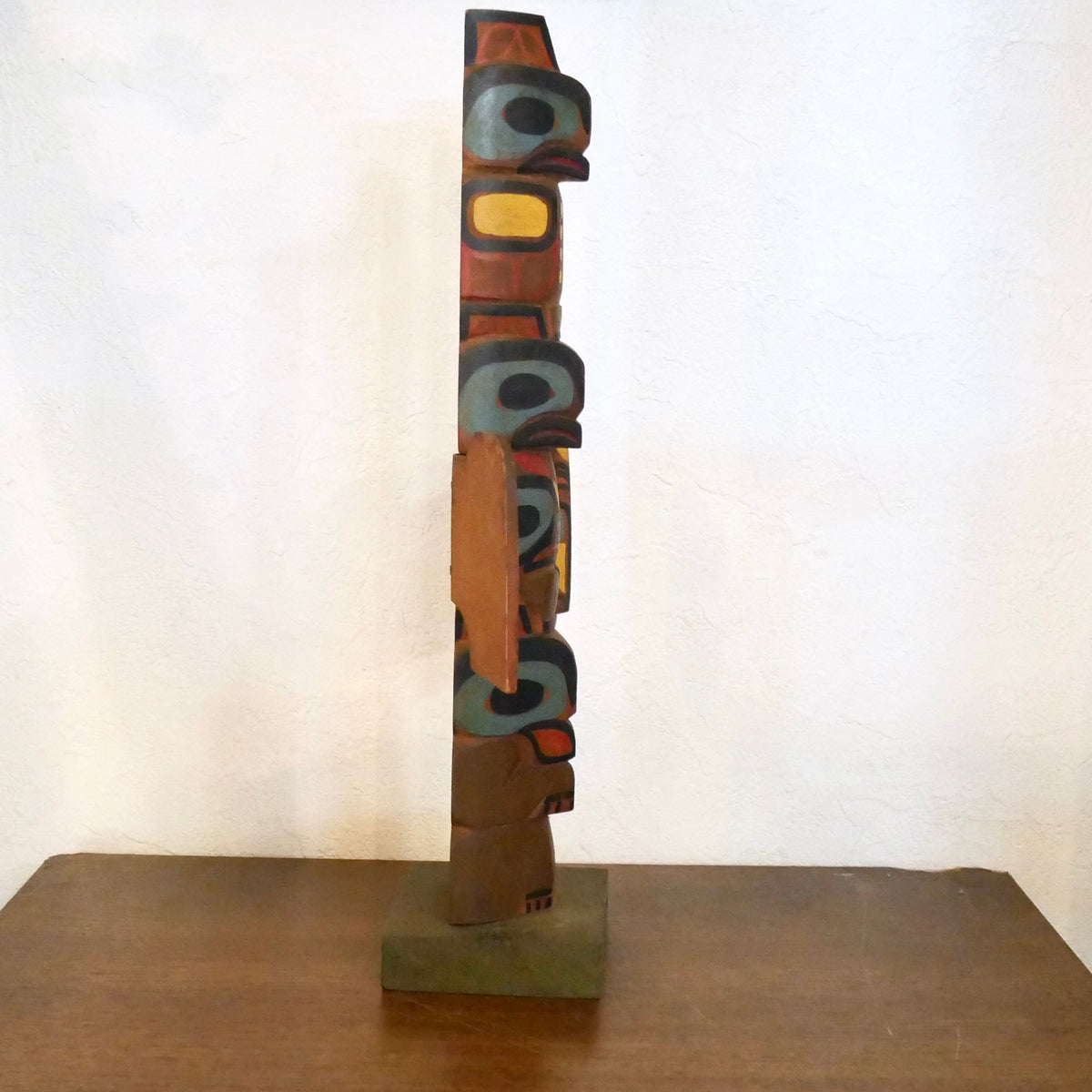 トーテムポール 木彫り 彫刻 Totem Pole