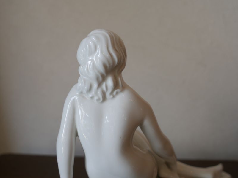 大倉陶園 裸婦像 フィギュリン OKURA ART CHINA　白磁　 オブジェ